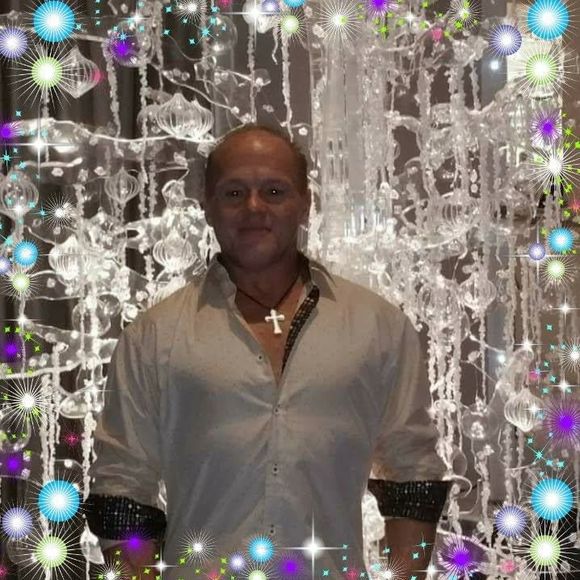 Meet your Posher, Eric - Picture 1 of 1